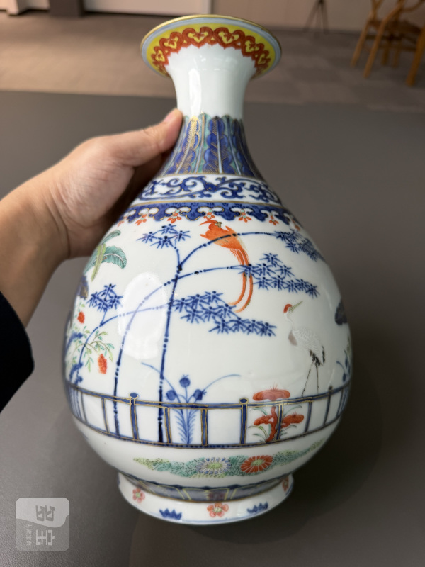 清光绪 青花加彩竹石芭蕉图玉壶春瓶 - 图3
